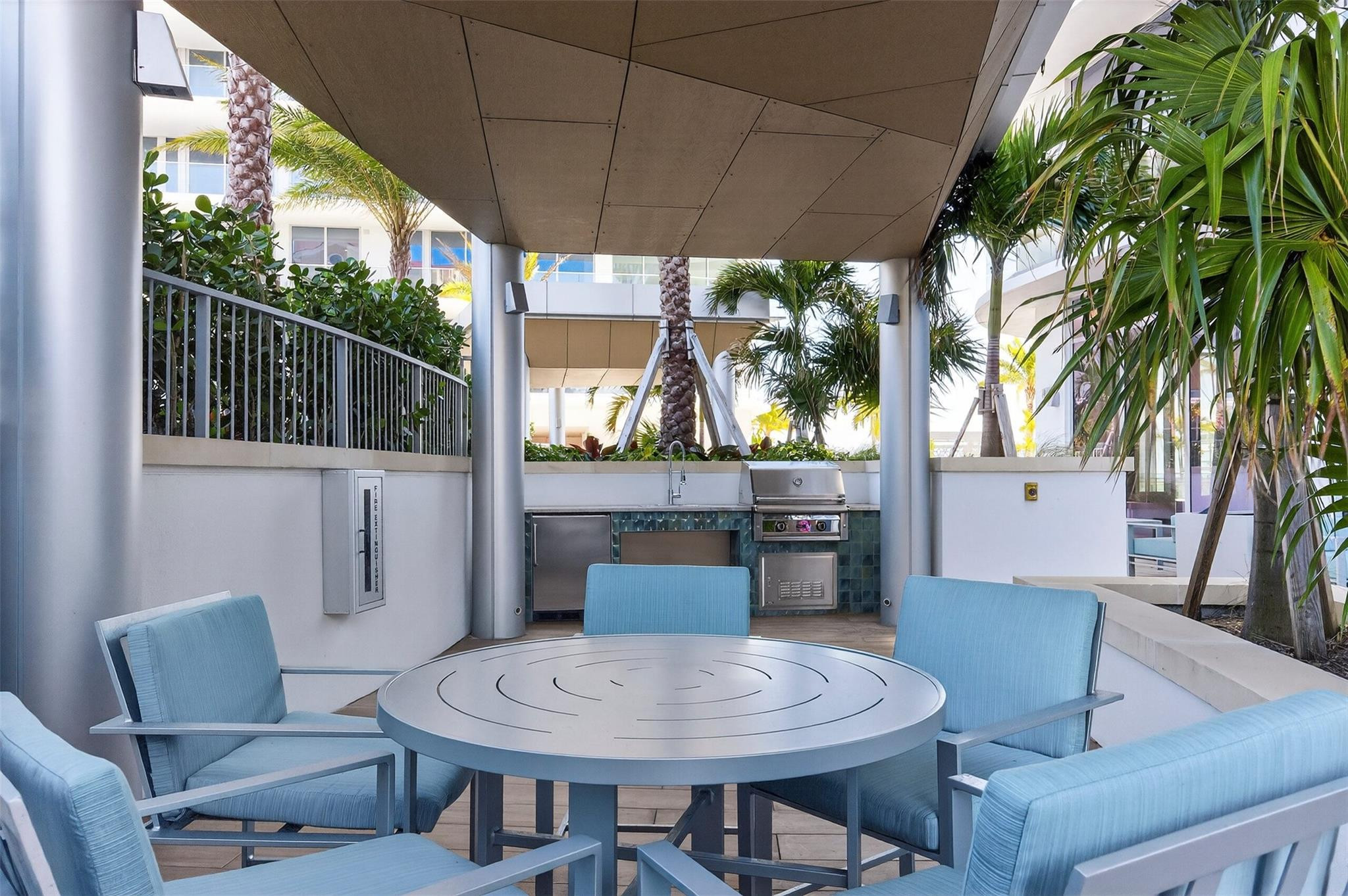 SELENE CONDO - Residential Lease