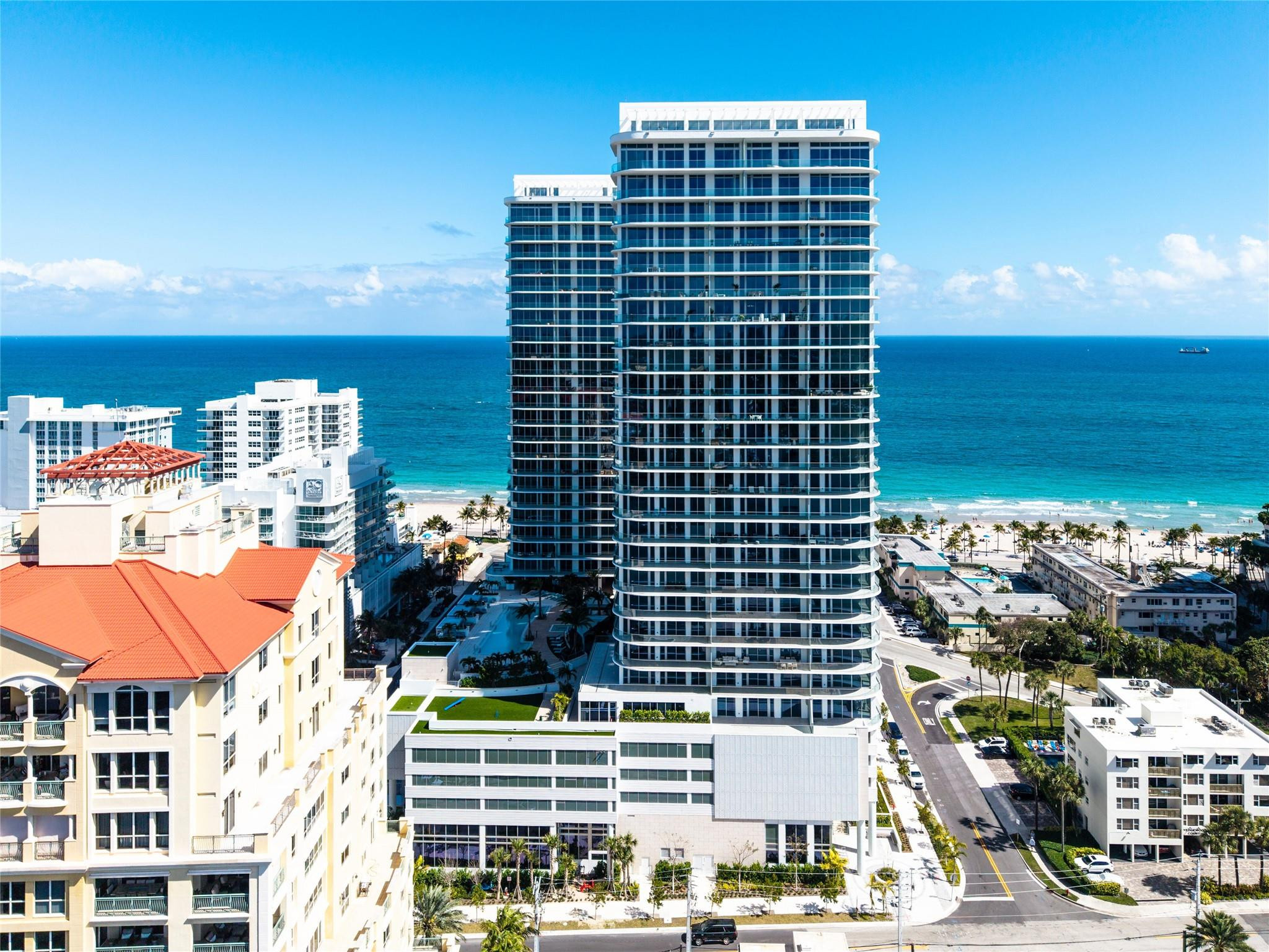 SELENE CONDO - Residential Lease