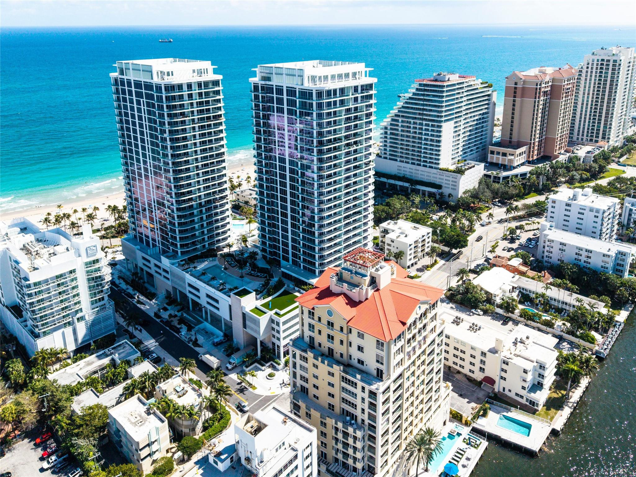 SELENE CONDO - Residential Lease