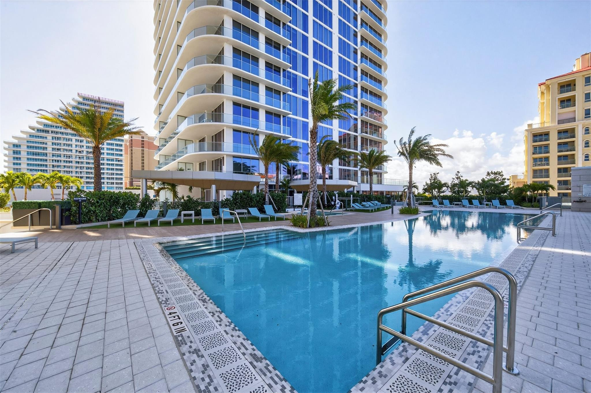 SELENE CONDO - Residential Lease
