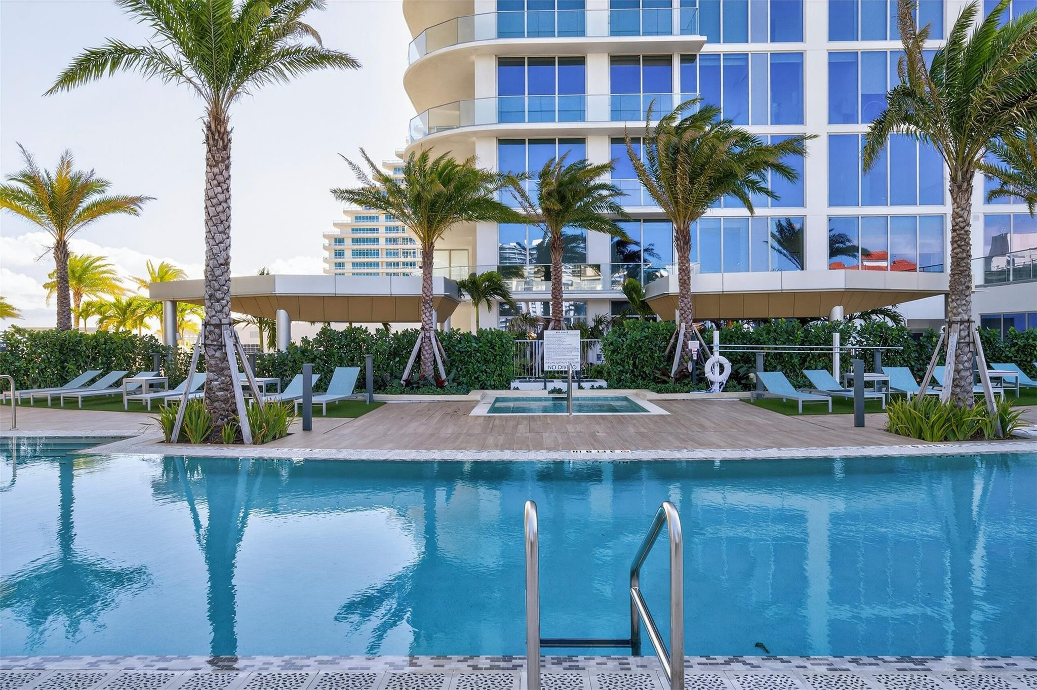 SELENE CONDO - Residential Lease