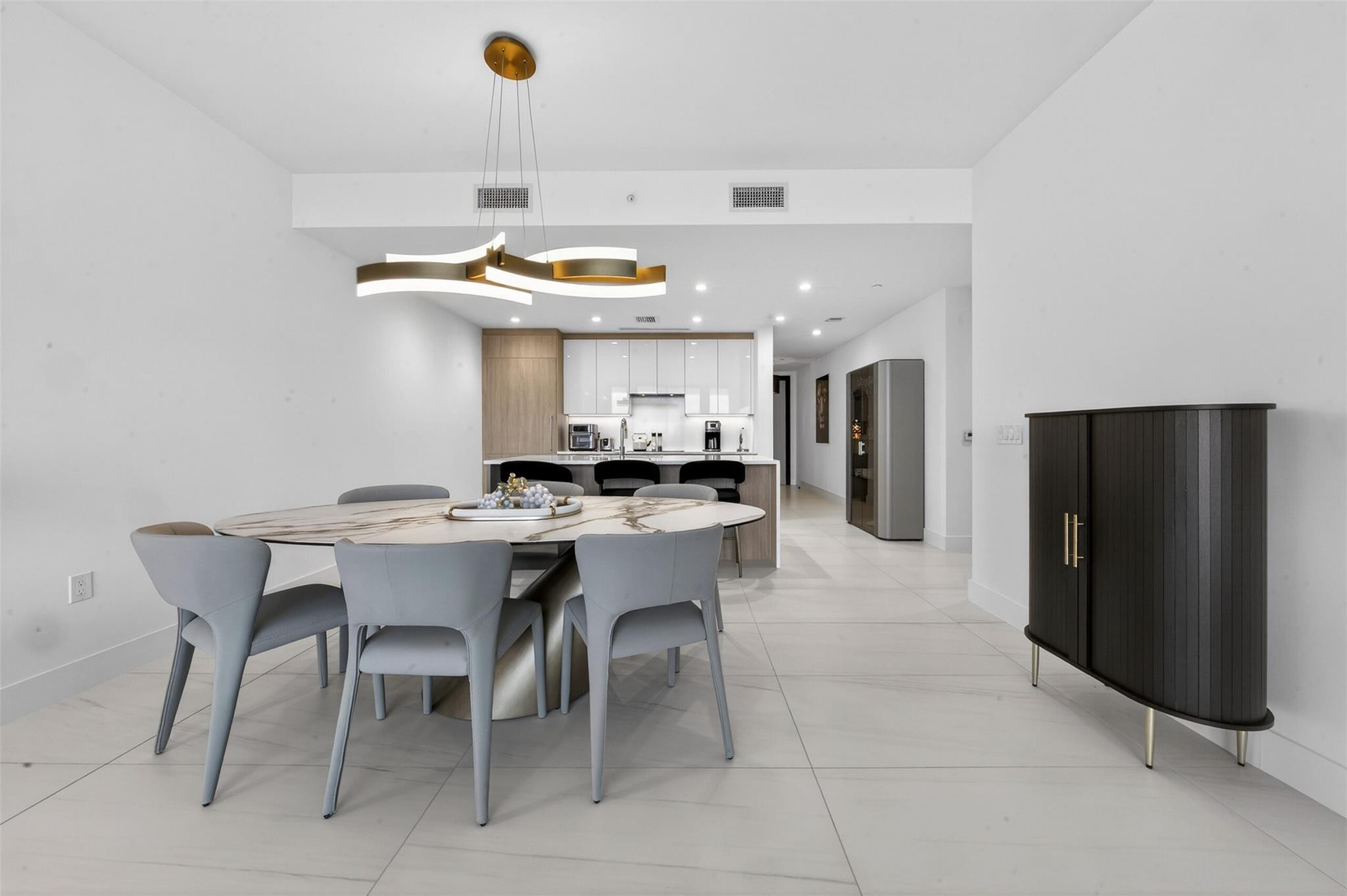 SELENE CONDO - Residential Lease