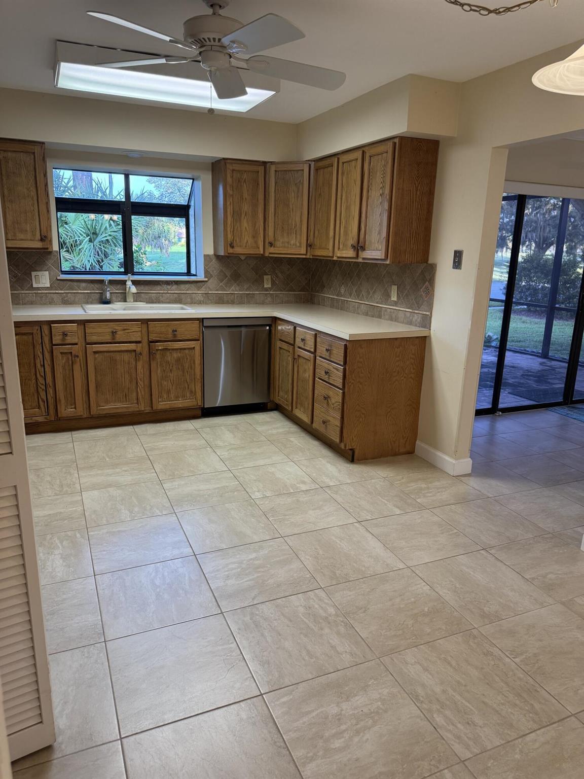 STARLING COURT AT MARTIN - Residential Lease