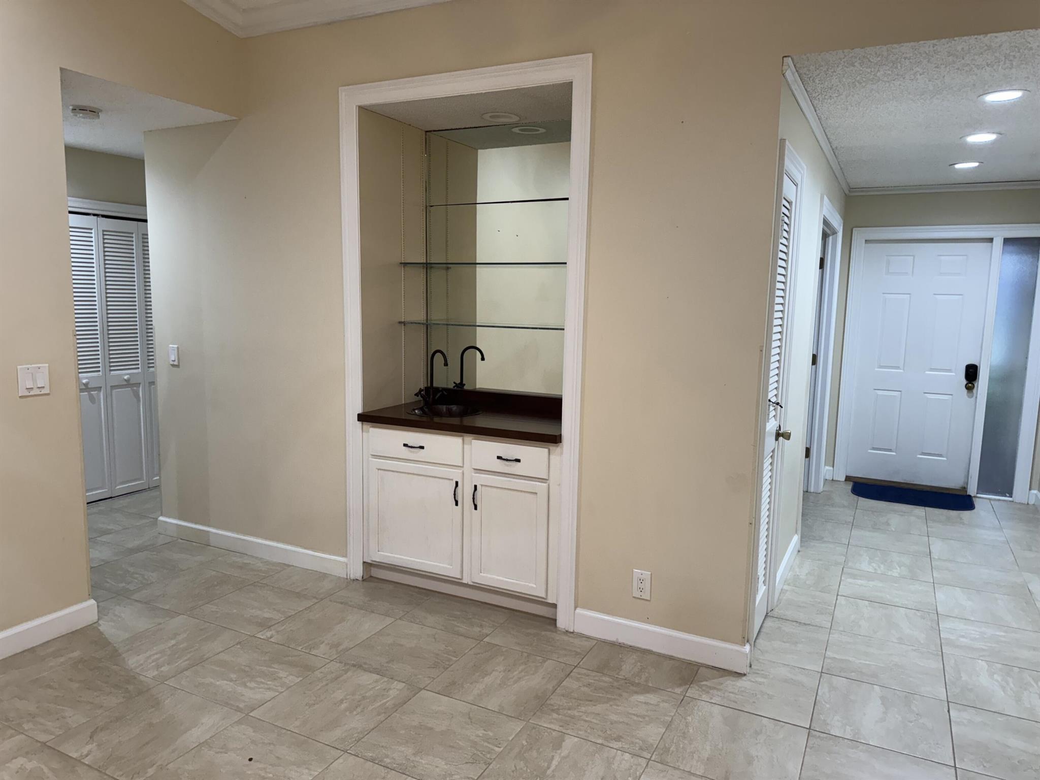 STARLING COURT AT MARTIN - Residential Lease