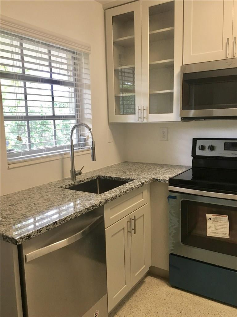 Edgewater Estates 1st Add - Residential Income