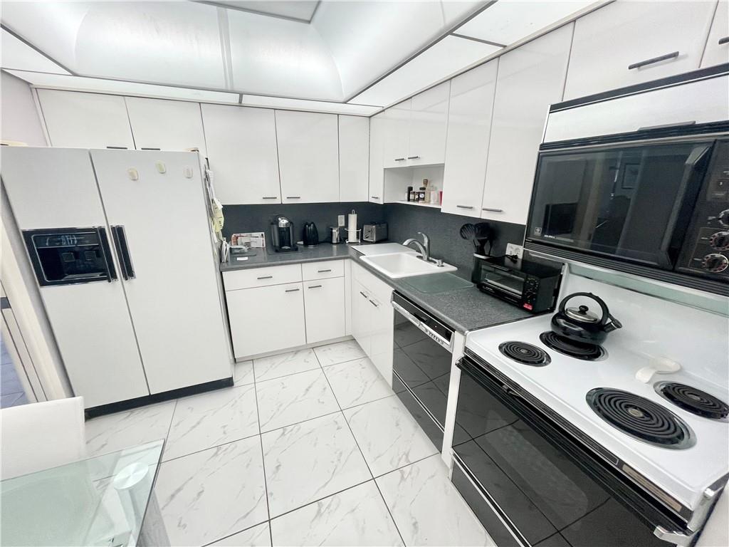 Palm Aire - Residential