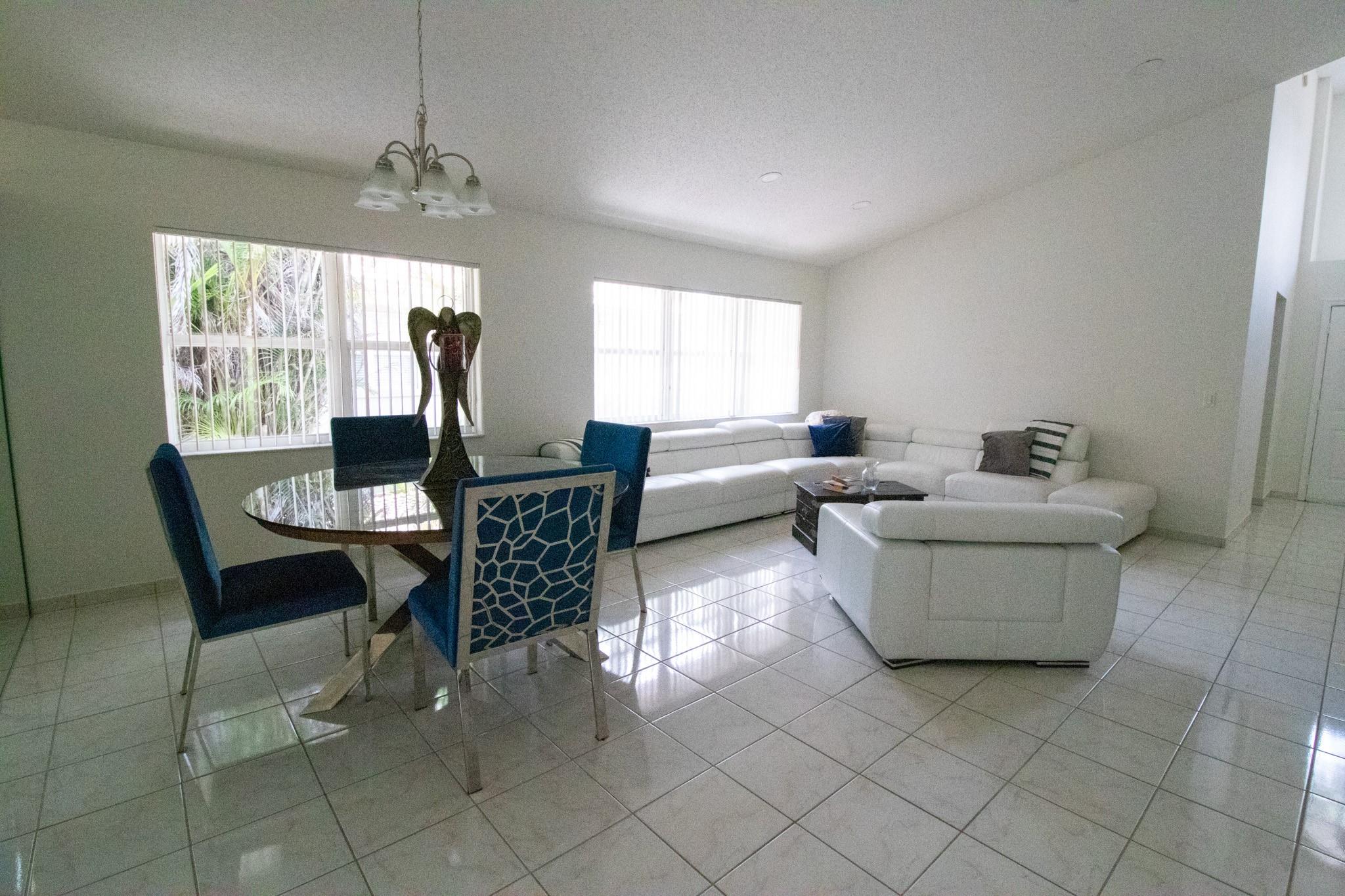 11062 Autoro Ct