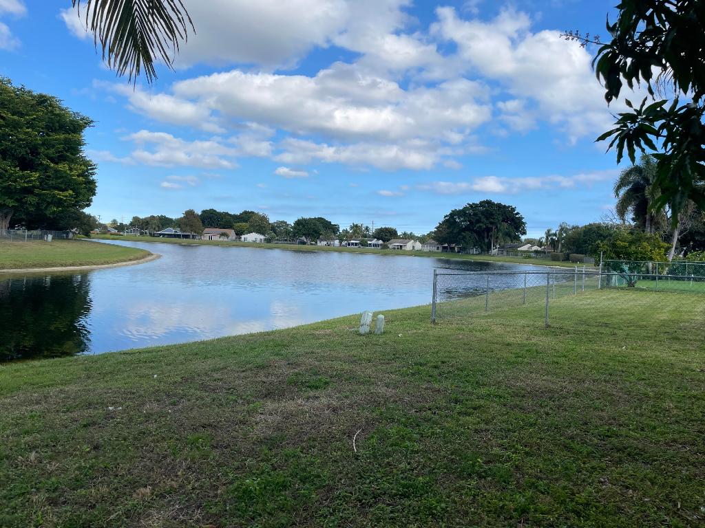 TARTAN LAKES - Residential