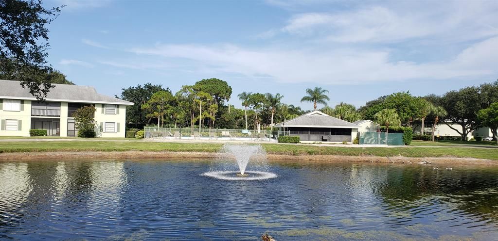 Photo of 1001 Sabal Ridge Circle #D, Palm Beach Gardens, FL 33418 (MLS # R10731791)