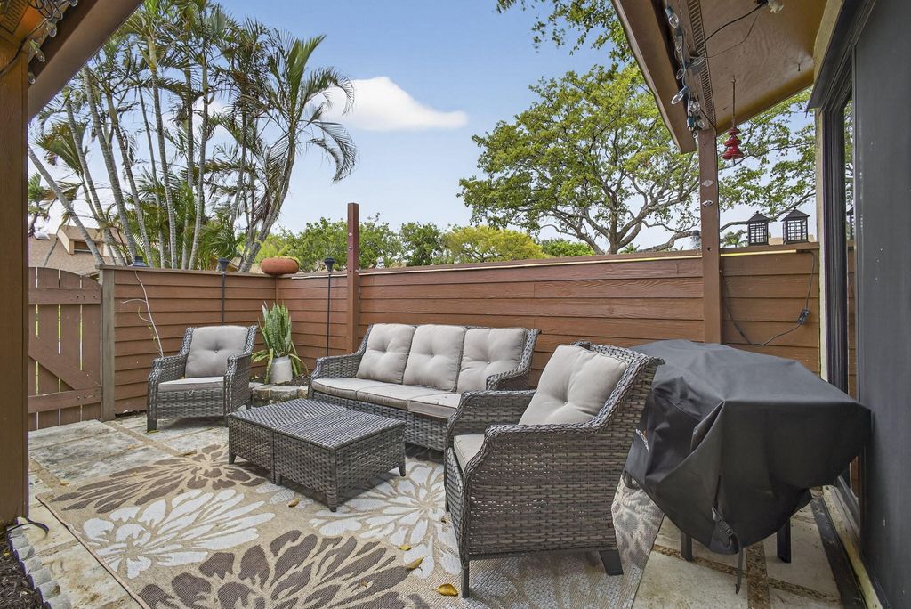 Photo of 3807 Collinwood Lane, West Palm Beach, FL 33406 (MLS # B26005143)