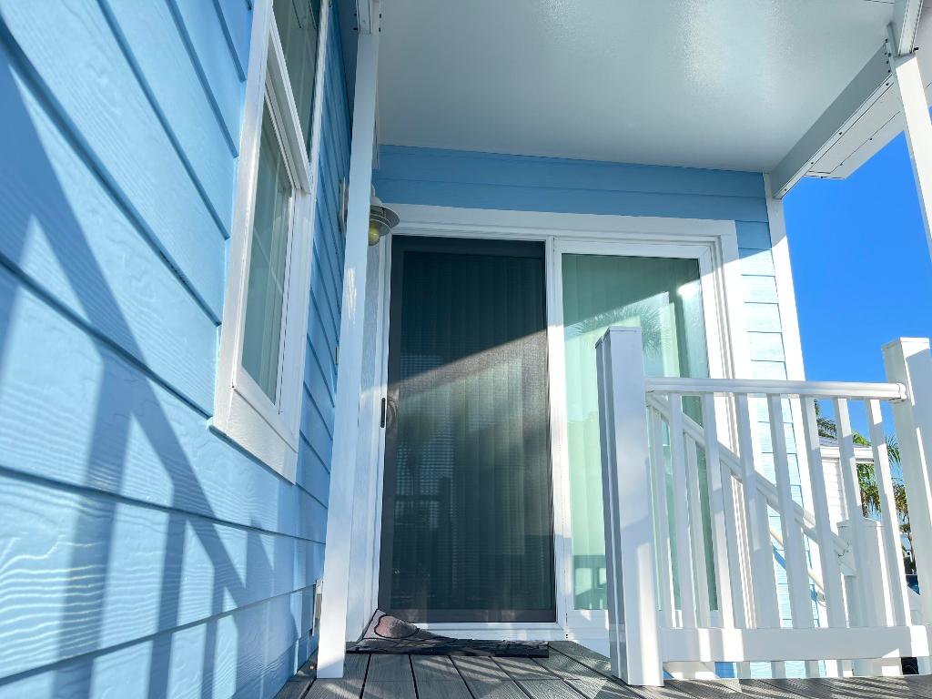 445 Nettles Boulevard