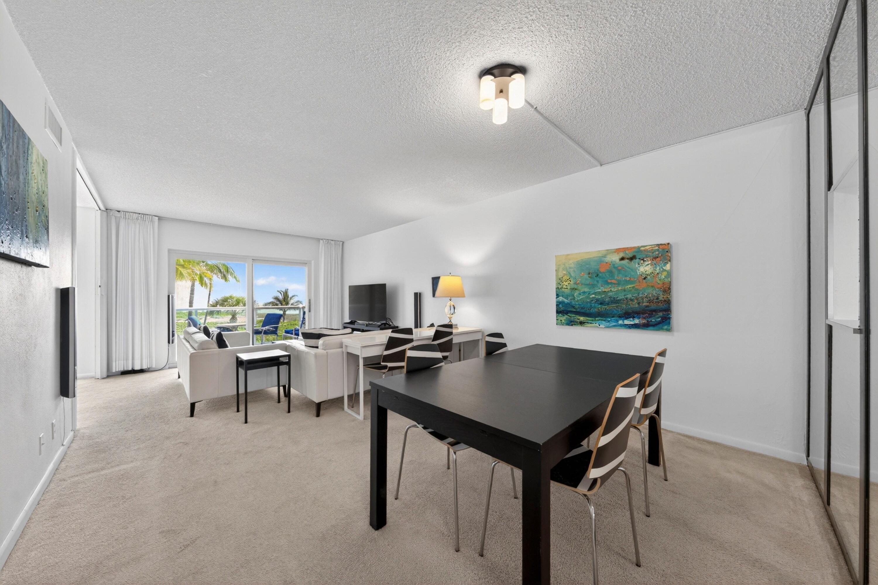 STARLIGHT TOWERS CONDO - Residential