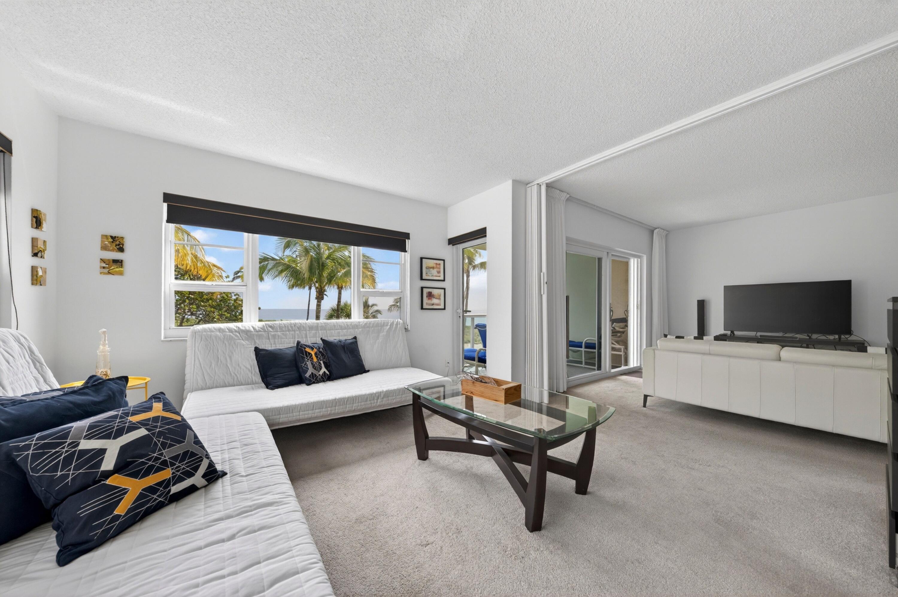 STARLIGHT TOWERS CONDO - Residential