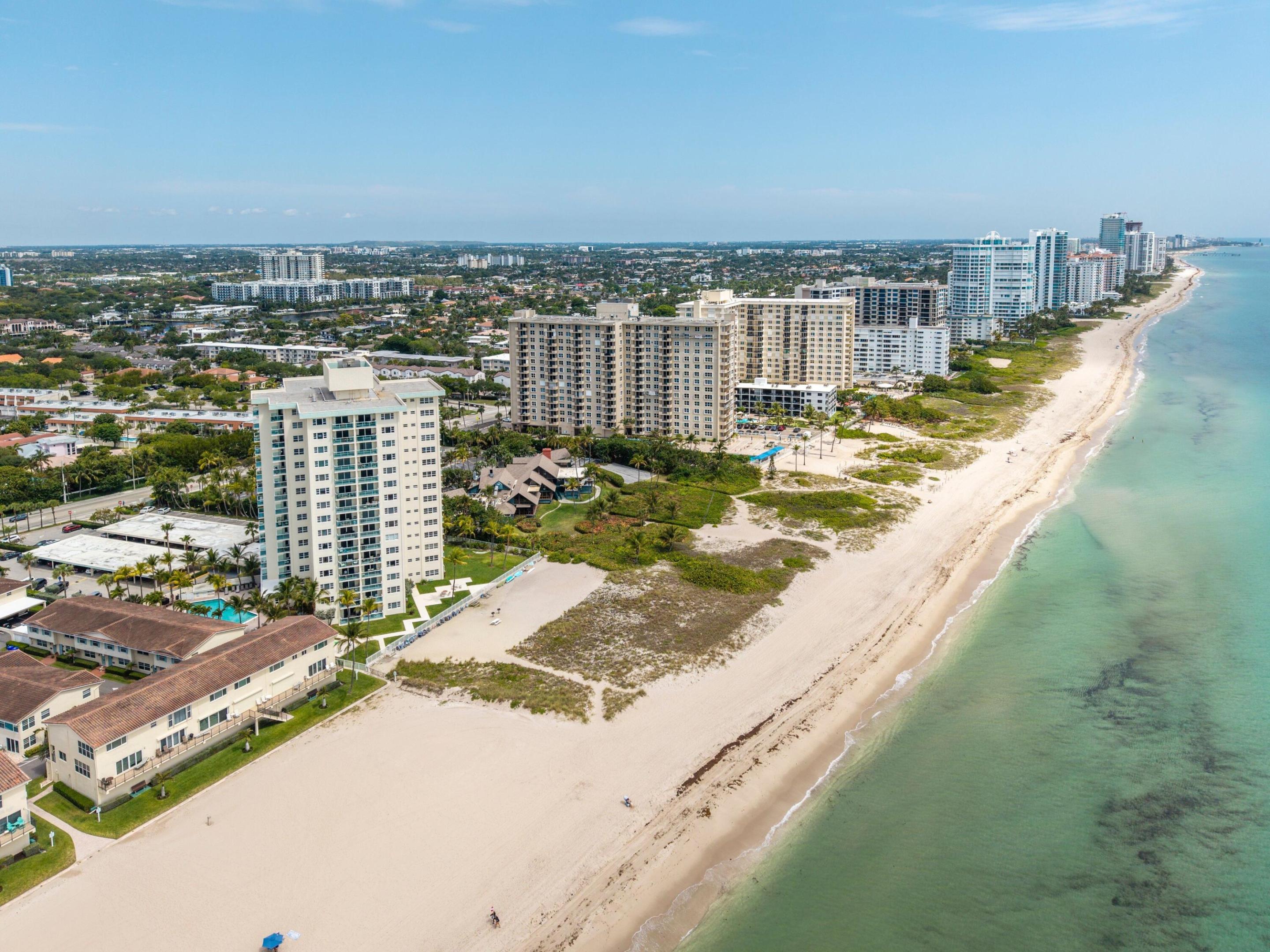 STARLIGHT TOWERS CONDO - Residential