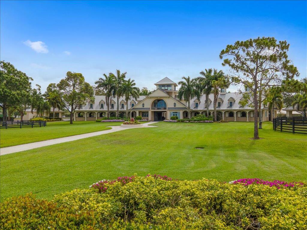 PALM BEACH POINT - Residential