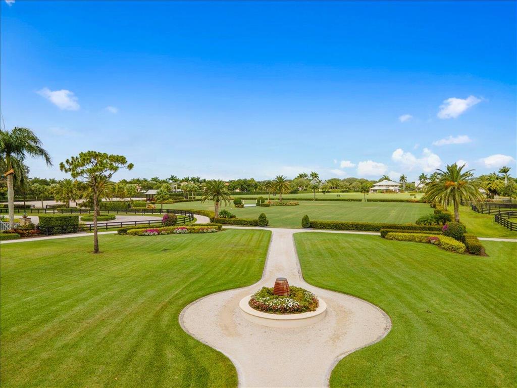 PALM BEACH POINT - Residential