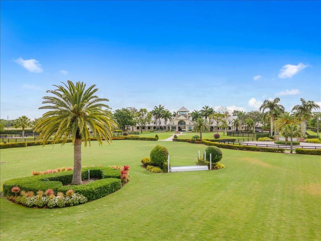 PALM BEACH POINT - Residential