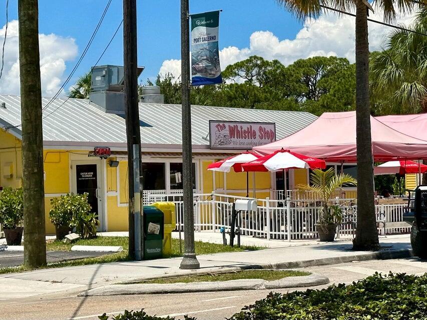 VILLAS OF HOBE SOUND COND - Residential Lease