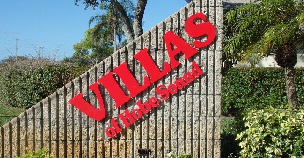 VILLAS OF HOBE SOUND COND - Residential Lease