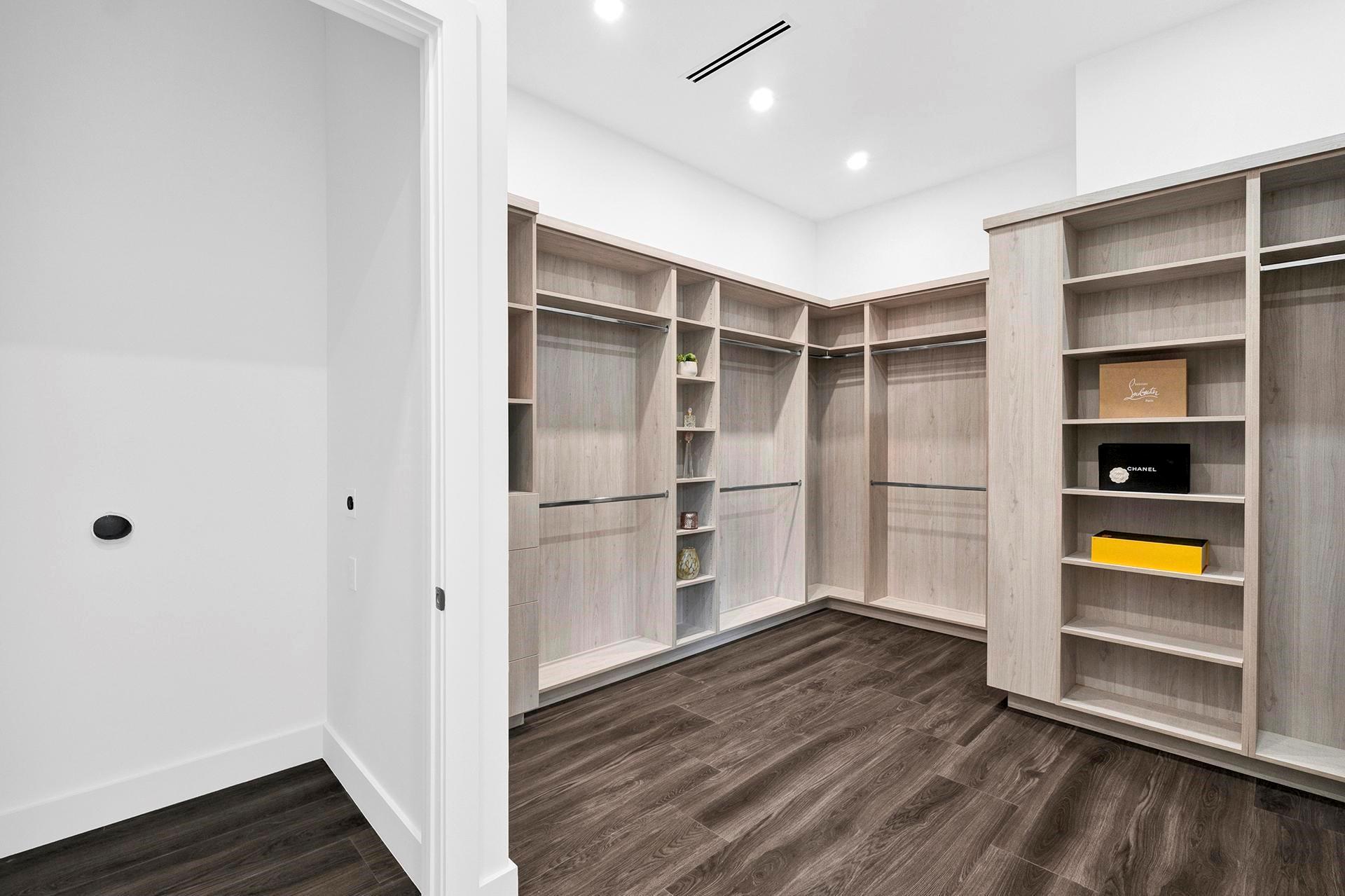 La Hacienda Delray - Residential