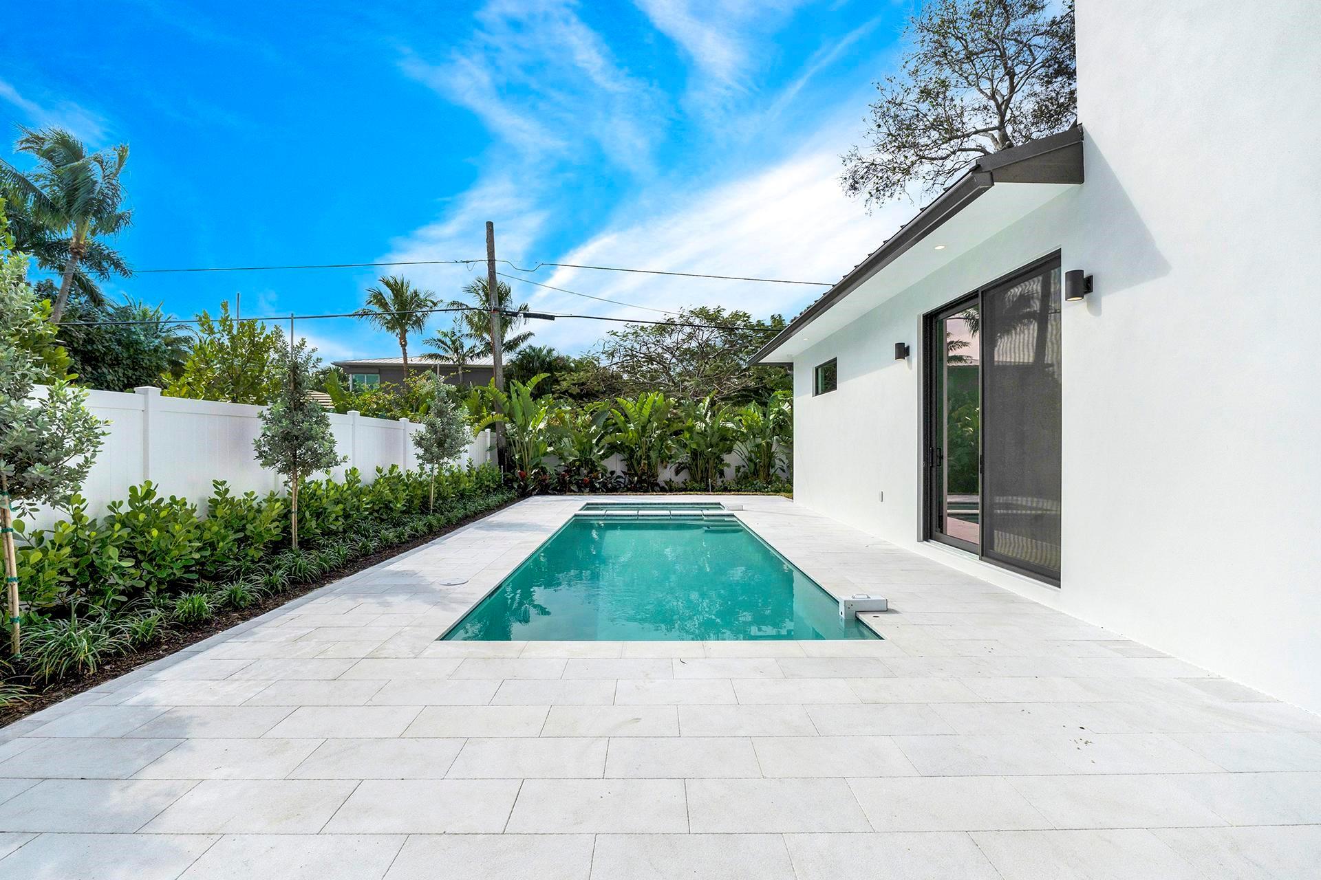 La Hacienda Delray - Residential