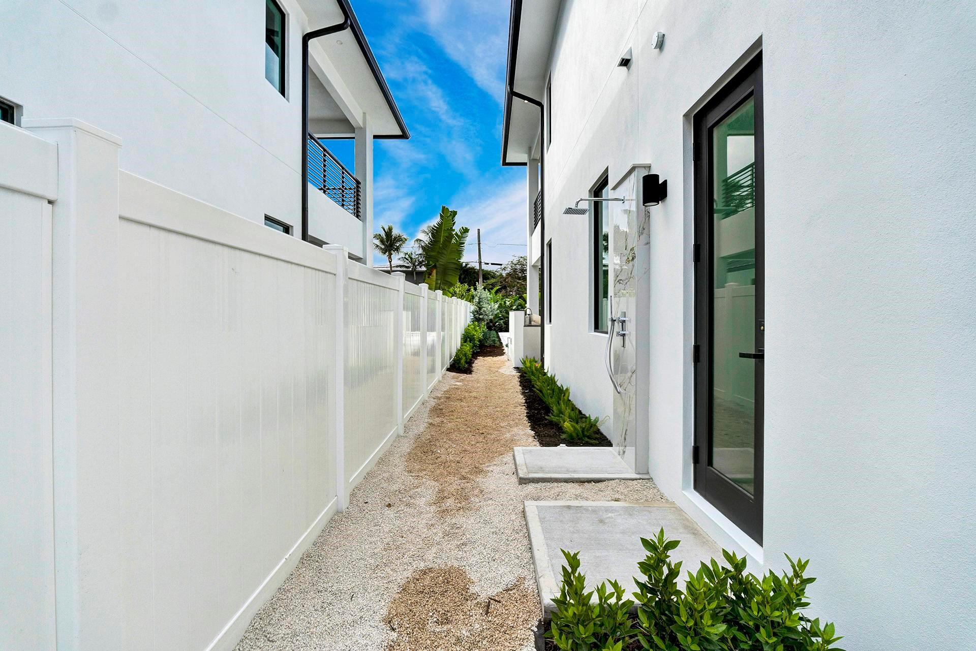 La Hacienda Delray - Residential