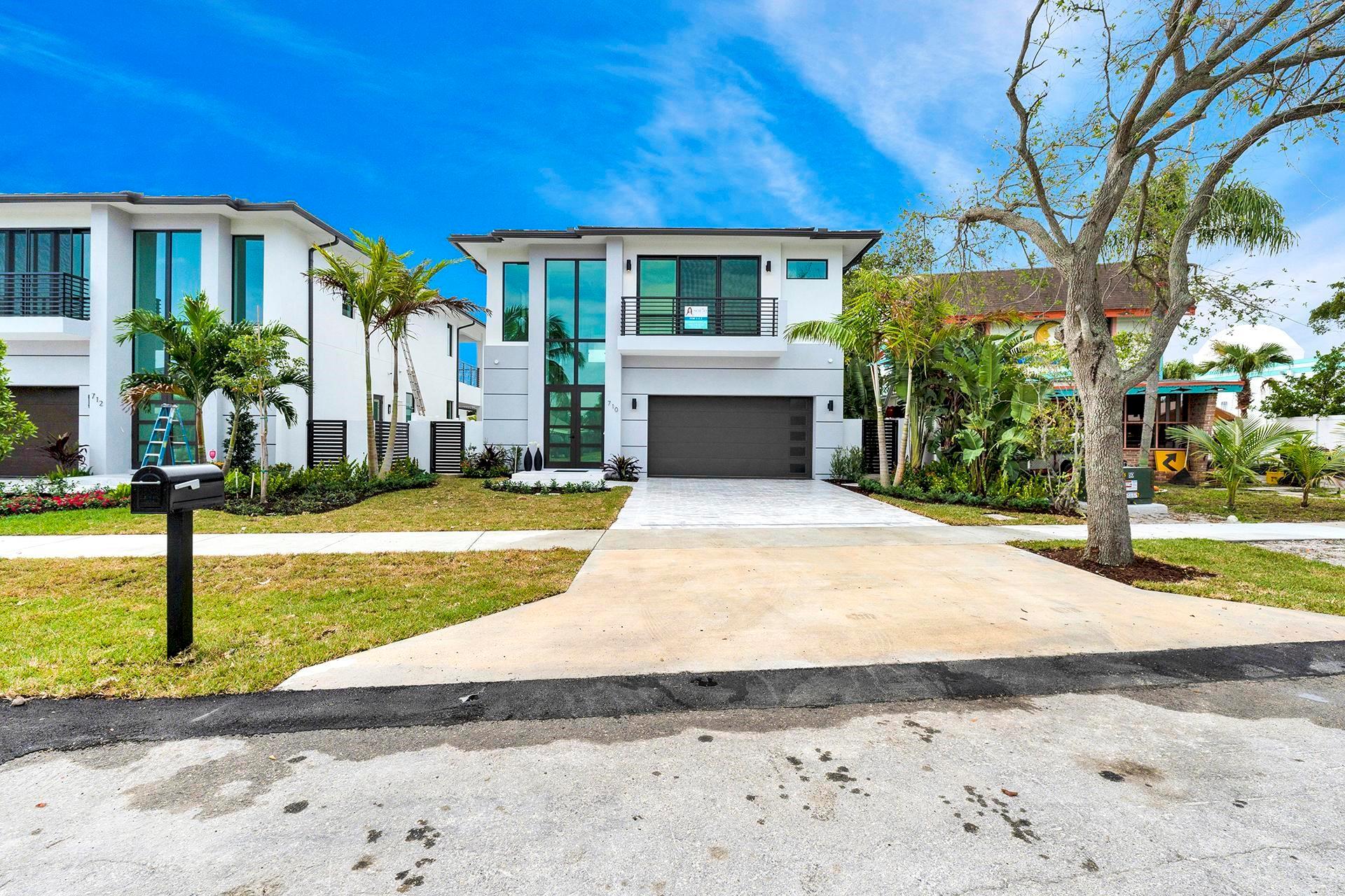 La Hacienda Delray - Residential