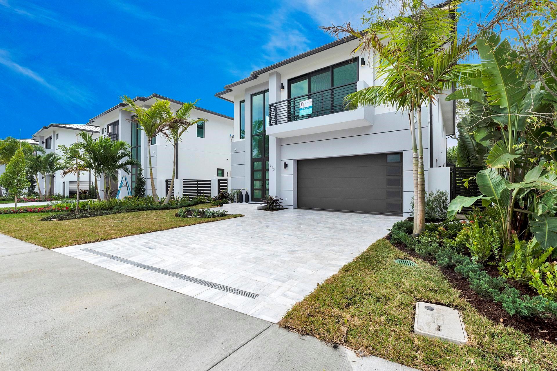 La Hacienda Delray - Residential