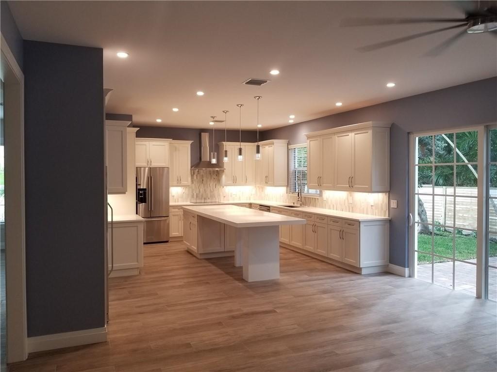 River Oaks 173-114 B - Residential