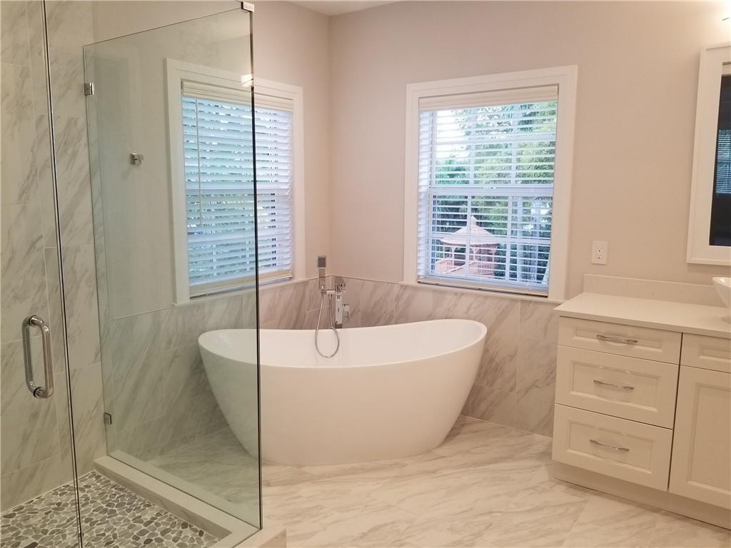 River Oaks 173-114 B - Residential