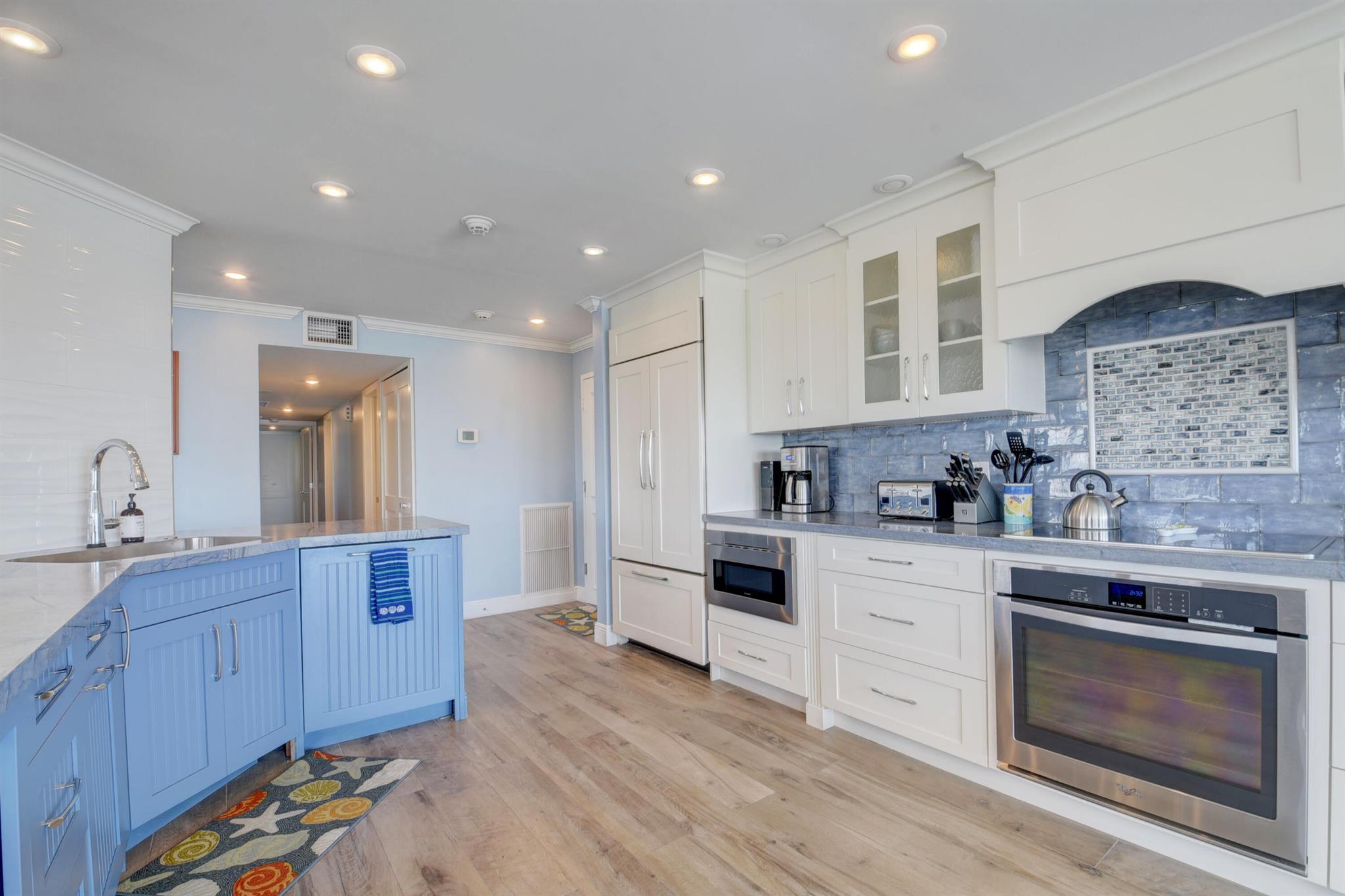 OCEAN REEF TOWERS - Residential Lease