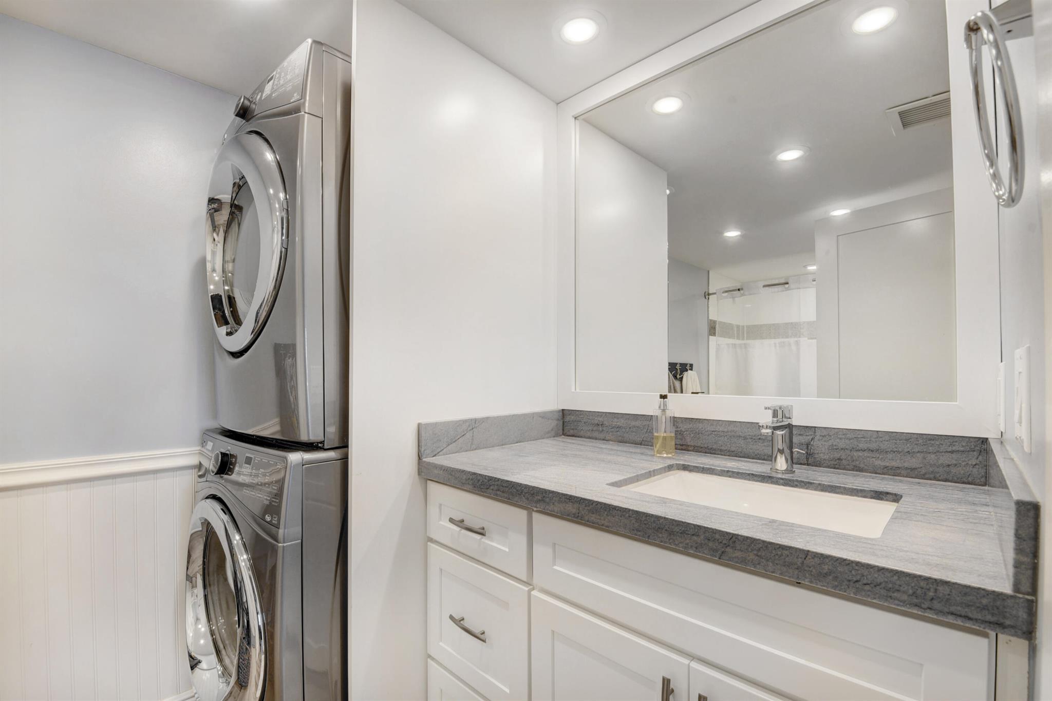 OCEAN REEF TOWERS - Residential Lease