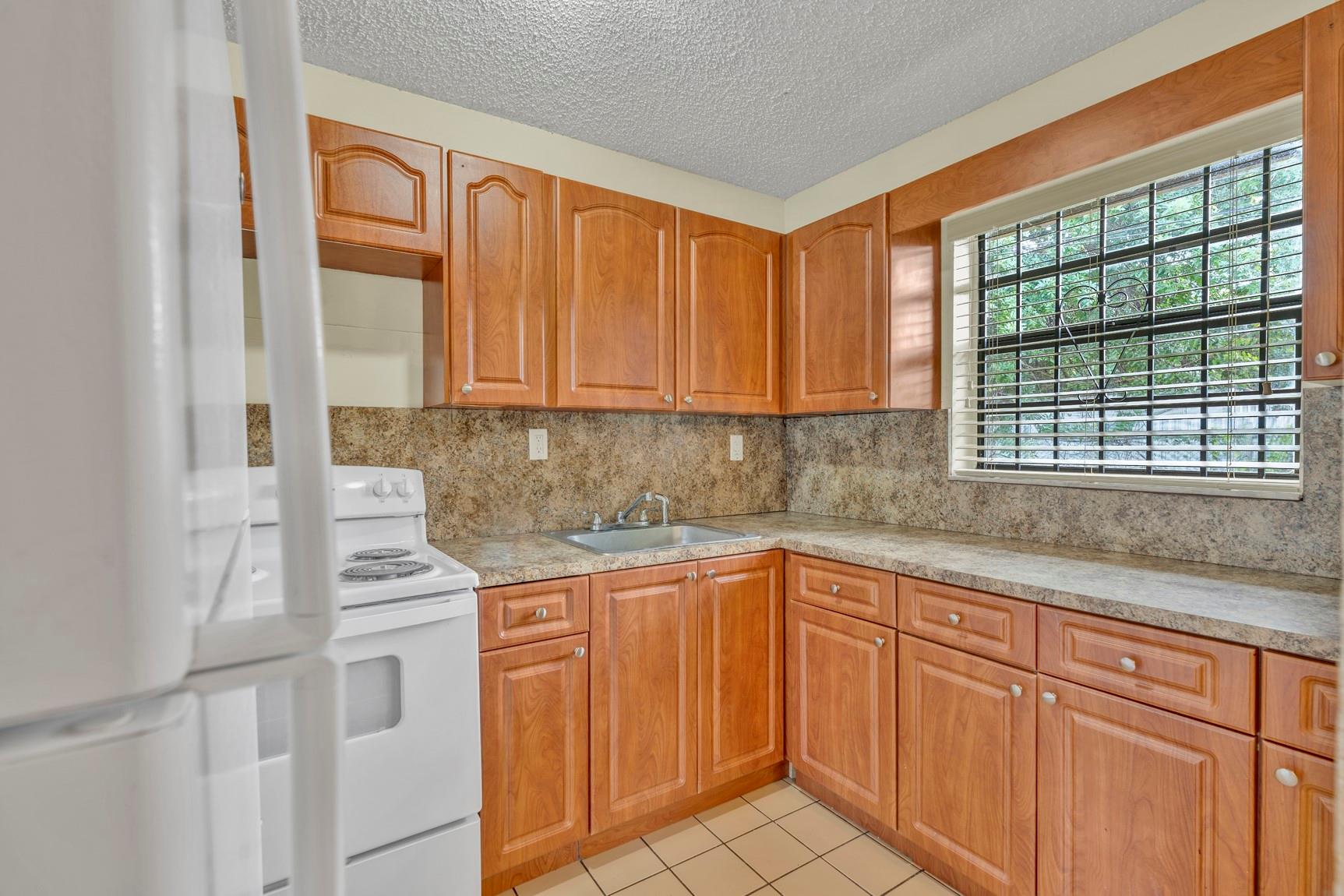 Airline Estates - Residential Lease