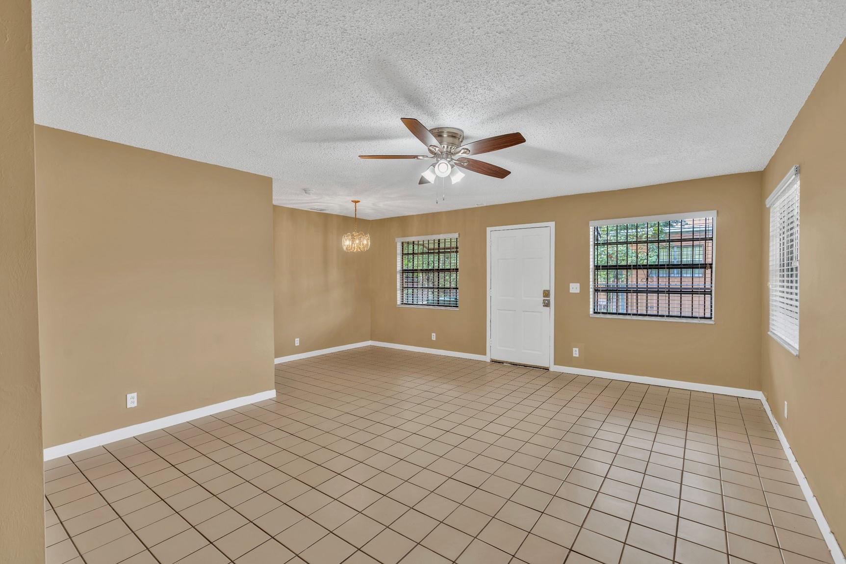 Airline Estates - Residential Lease