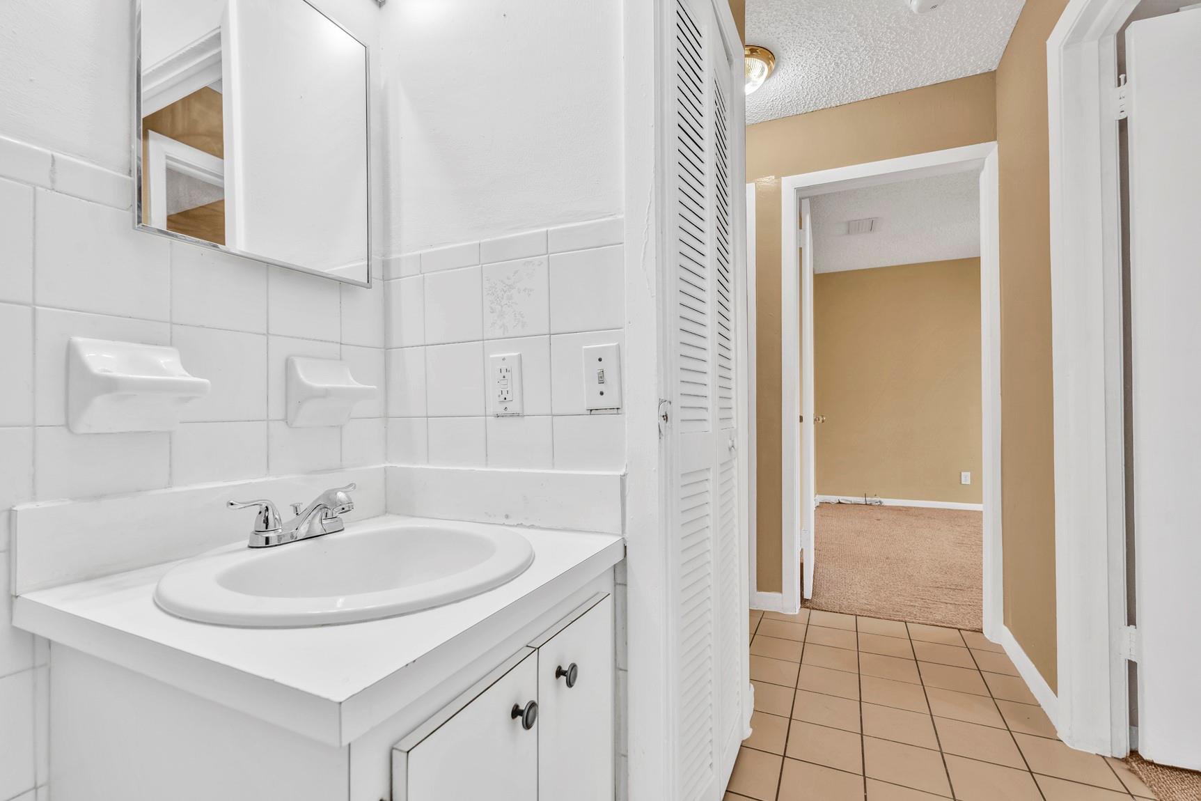 Airline Estates - Residential Lease