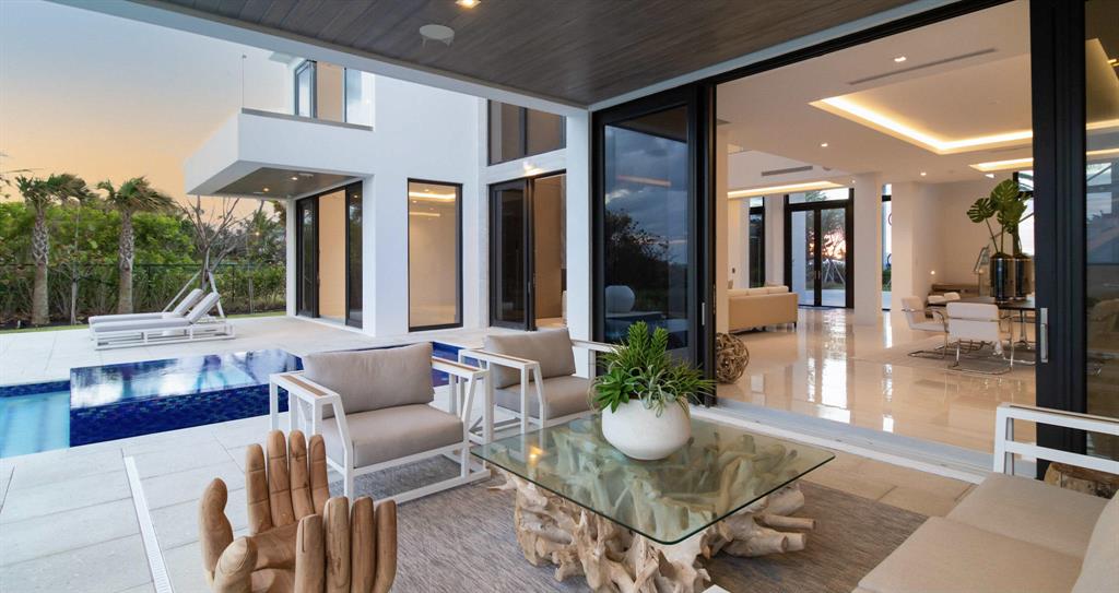 HILLSBORO MILE - Residential