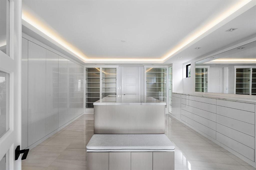 HILLSBORO MILE - Residential