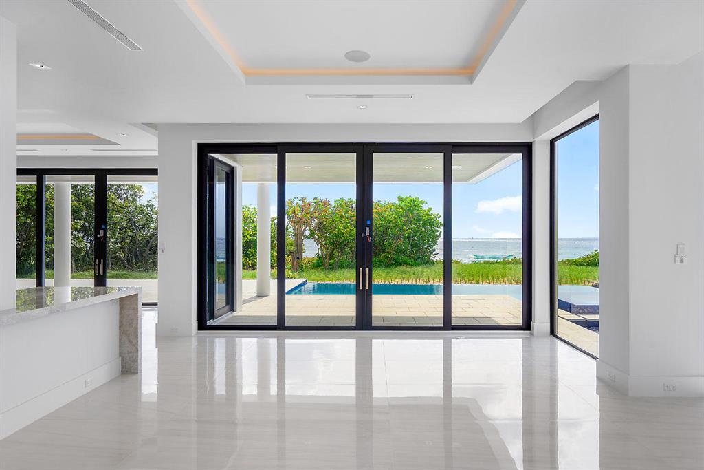 HILLSBORO MILE - Residential