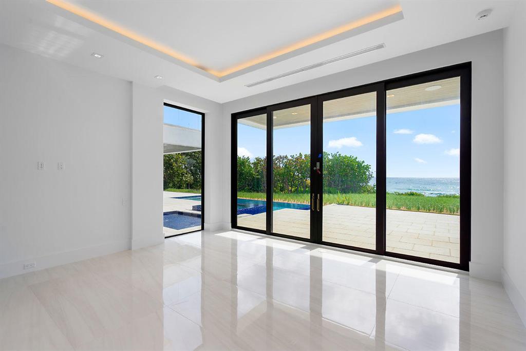 HILLSBORO MILE - Residential