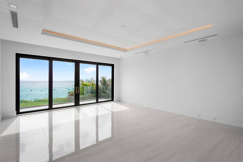 HILLSBORO MILE - Residential