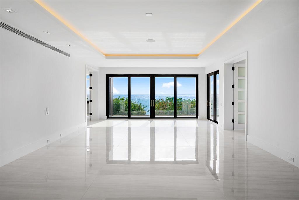 HILLSBORO MILE - Residential