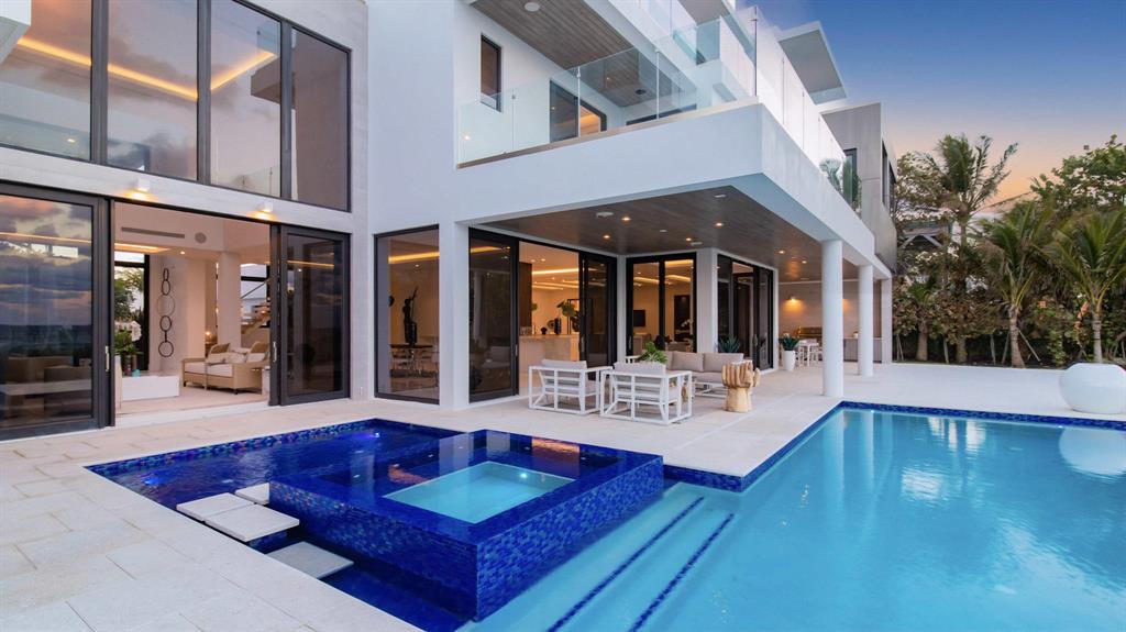 HILLSBORO MILE - Residential