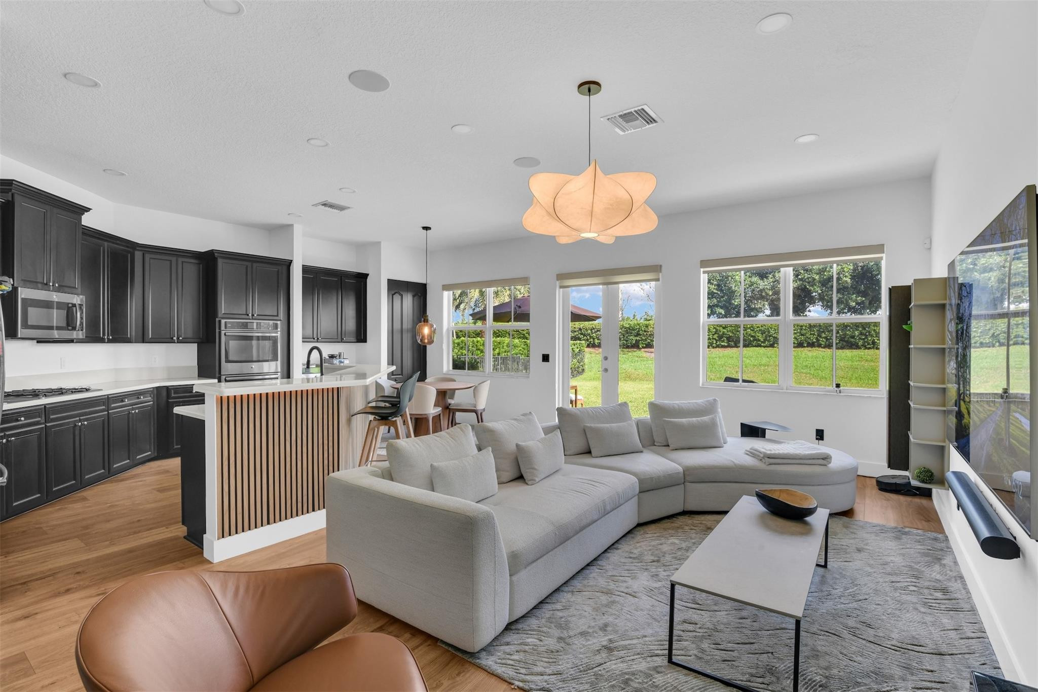 Debuys 180-147 B - Residential