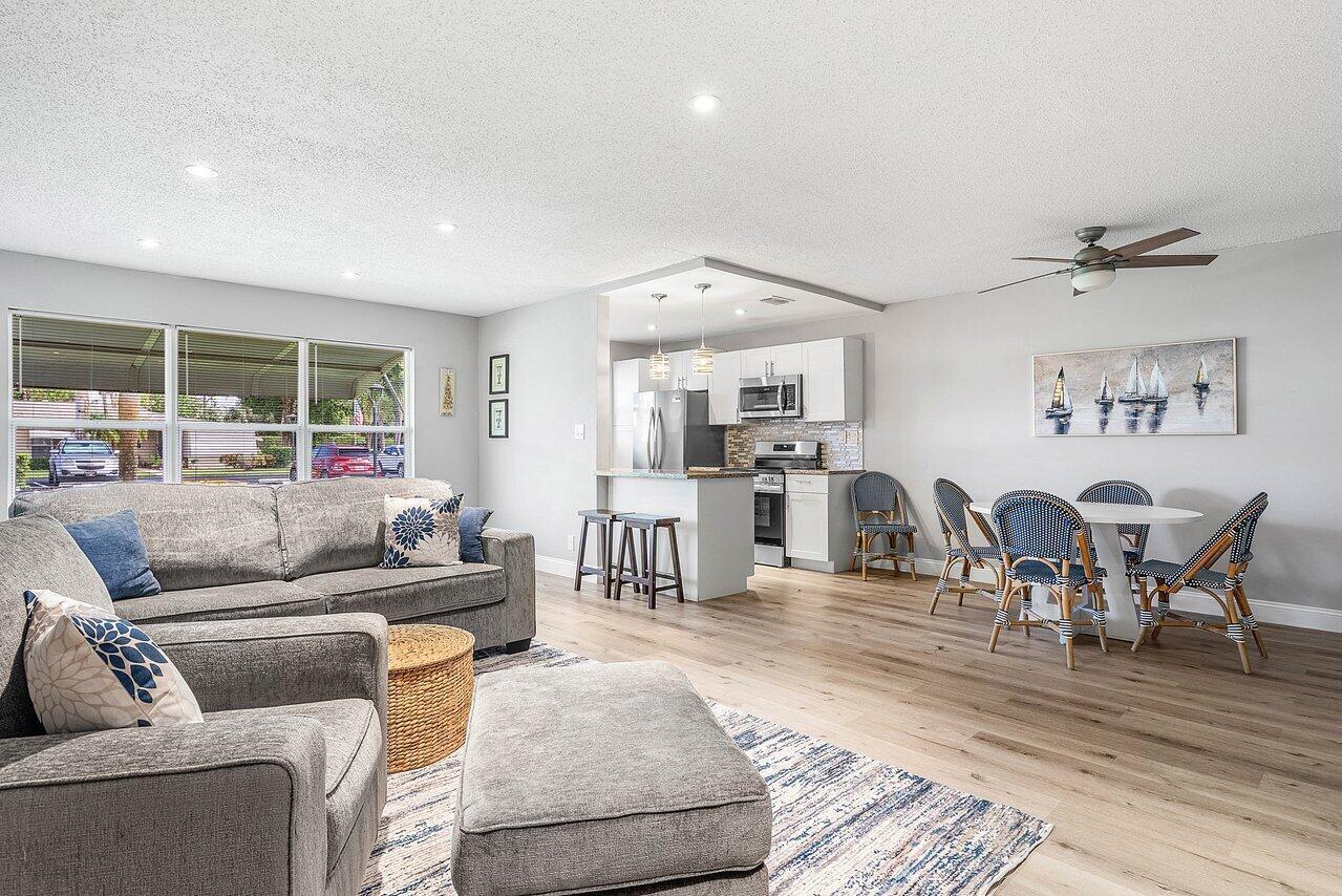 HIGH POINT OF DELRAY SEC - Residential