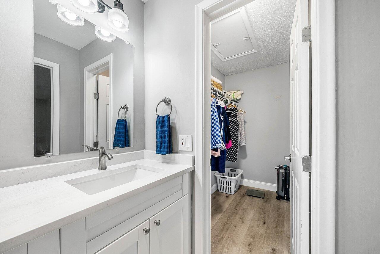 HIGH POINT OF DELRAY SEC - Residential