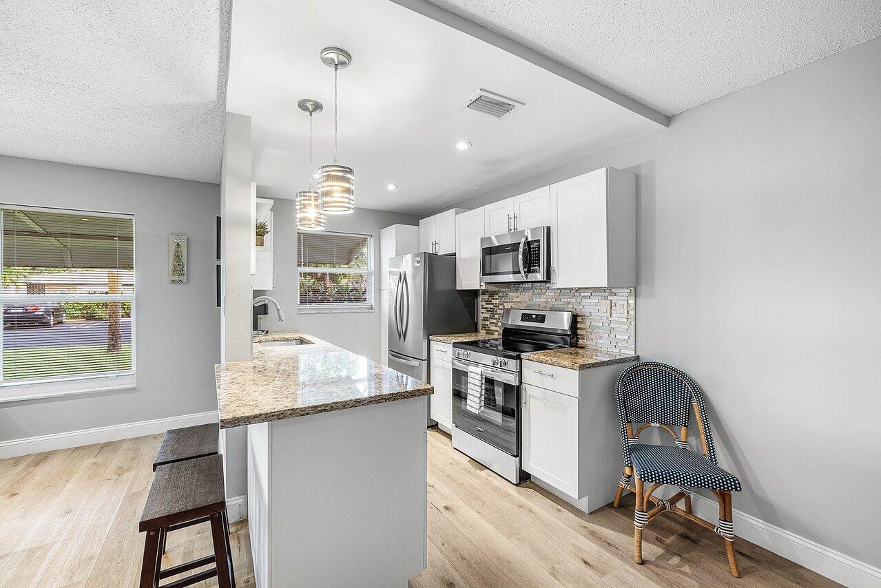 HIGH POINT OF DELRAY SEC - Residential