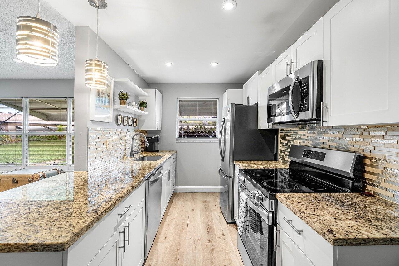 HIGH POINT OF DELRAY SEC - Residential