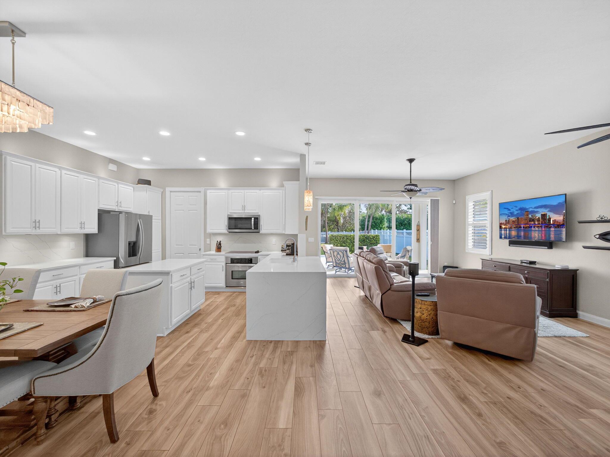 MALLORY CREEK AT ABACOA - Residential