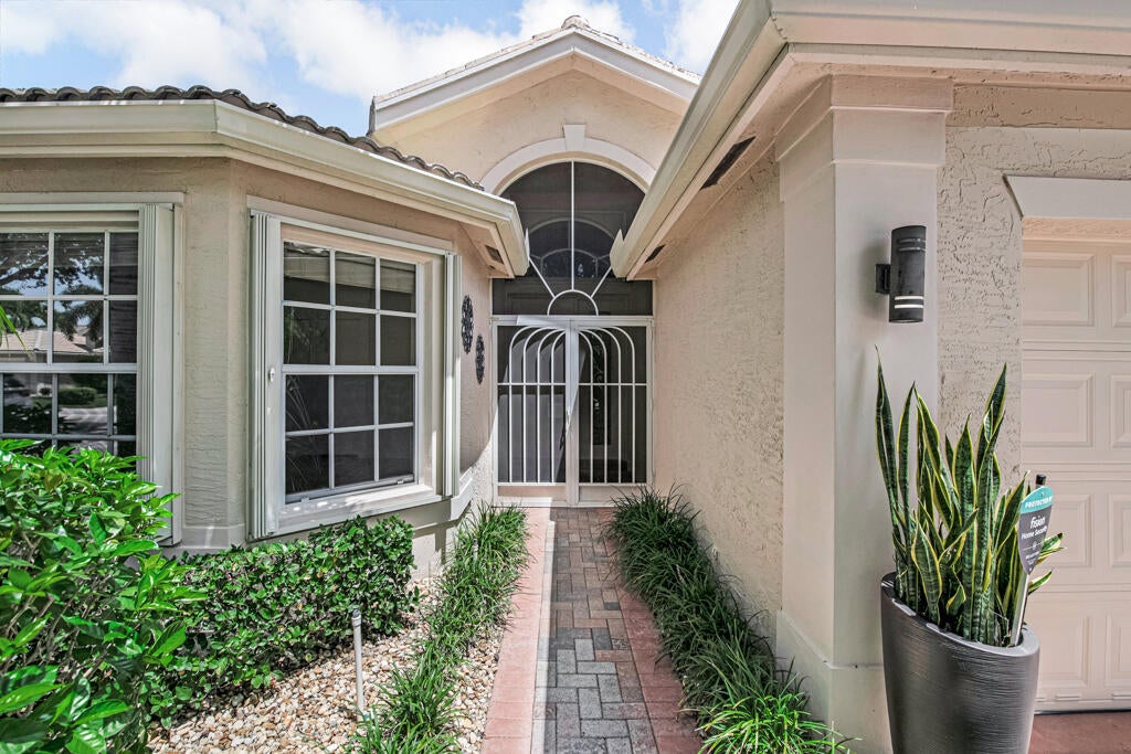 7578 Starfish Reef Lane