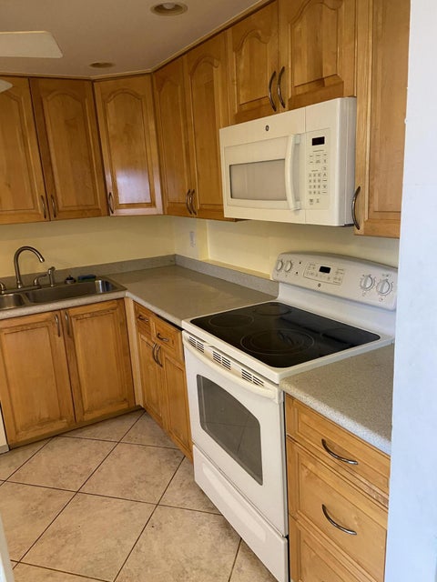 Tiny photo for 3090 Holiday Springs Boulevard #310, Margate, FL 33063 (MLS # B26041016)